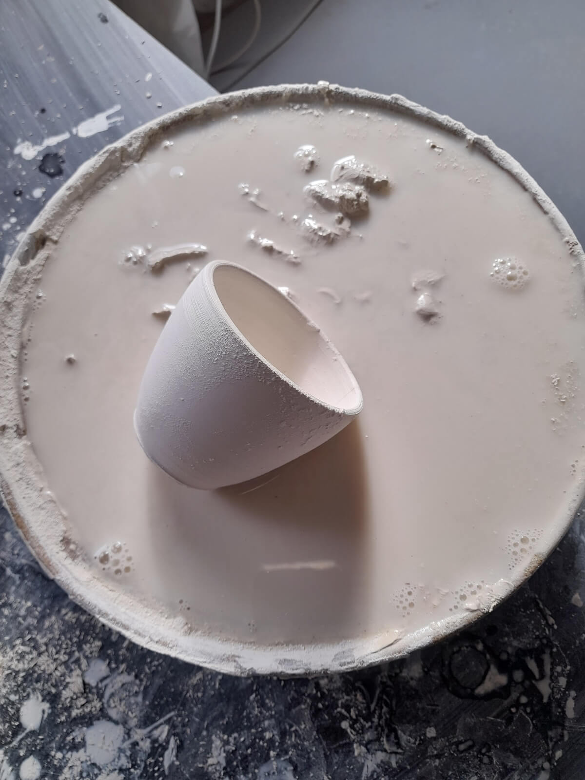 Featured image for “Zmetky”